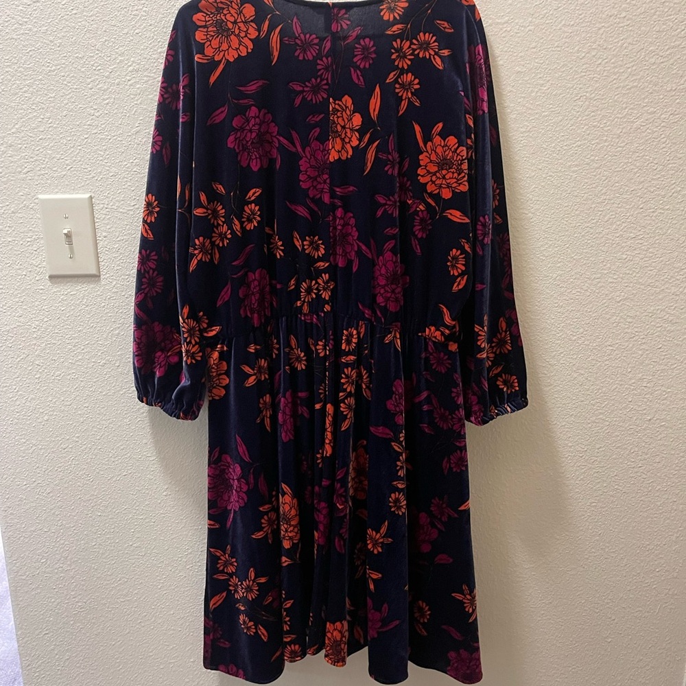 London Times Floral Long Sleeve Dress - Black and Orange - Picture 3 of 5